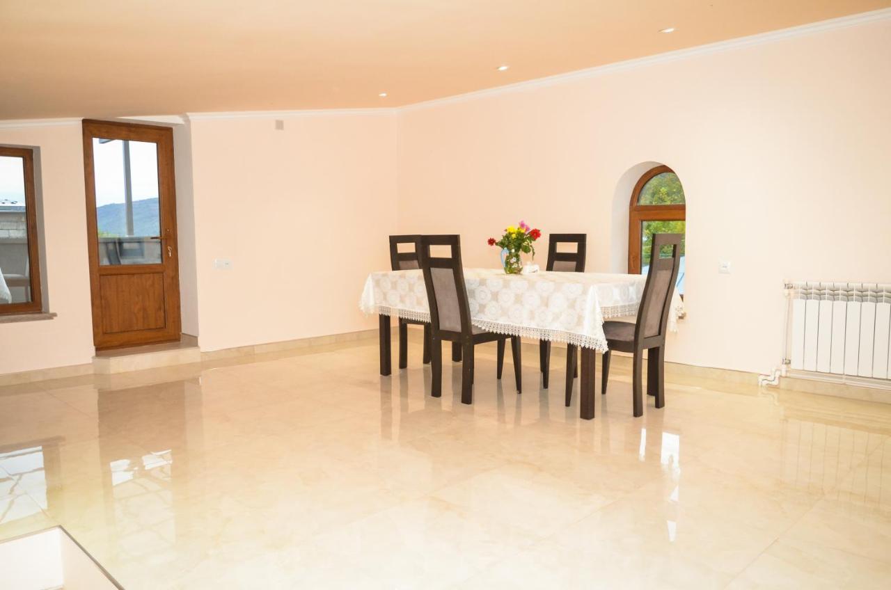 Rubin Hotel Goris Εξωτερικό φωτογραφία