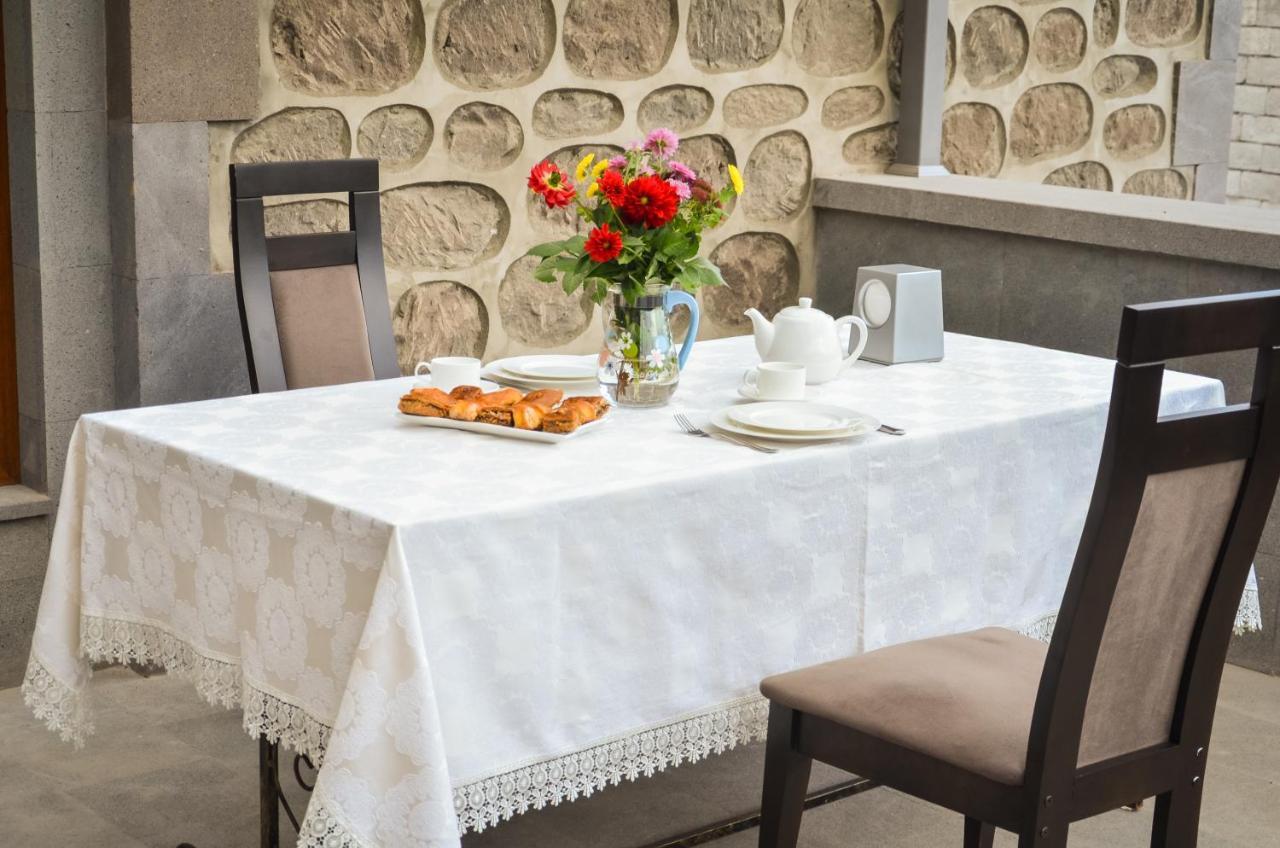 Rubin Hotel Goris Εξωτερικό φωτογραφία